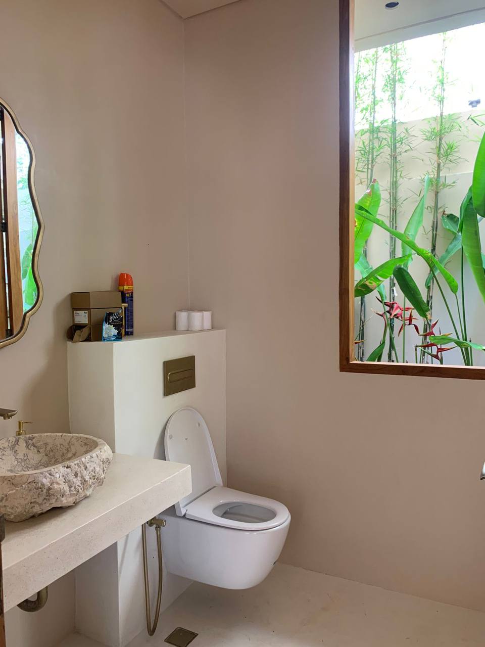 2BR Modern Villa Near Bingin, Leasehold 21 Years, photo 2
